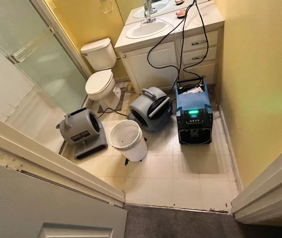 water damage restoration in orlando sewage cleanup biohazard Category 3 professional extraction