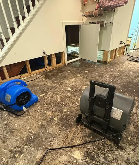 water damage orlando flooded floor standing water requiring emergency flood damage restoration