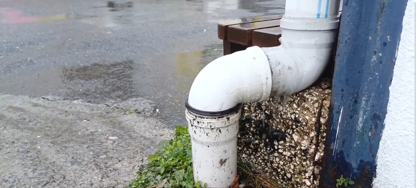 water damage restoration orlando pipe leak burst causing structural damage